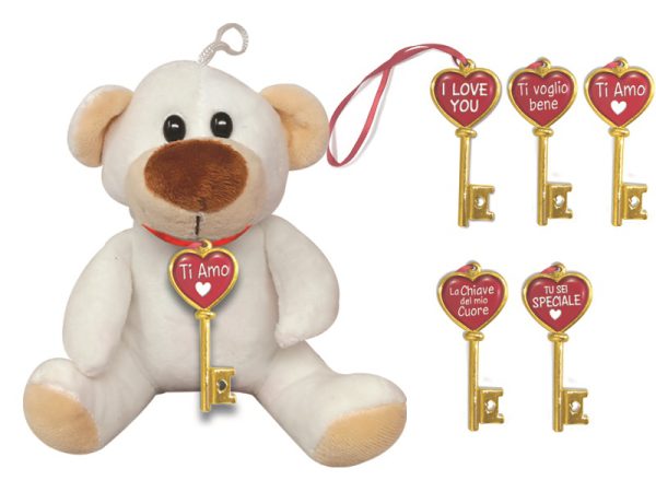 ORSO BIANCO cm 15 CON CHIAVE DELL'AMORE. . . ORDINE MINIMO 5 PZ. ASSORTITI. . . . . . * * * ***FUORI CATALOGO*** * * *. . . . . . * * * ***PROMOZIONE SCONTO 20%*** * * *